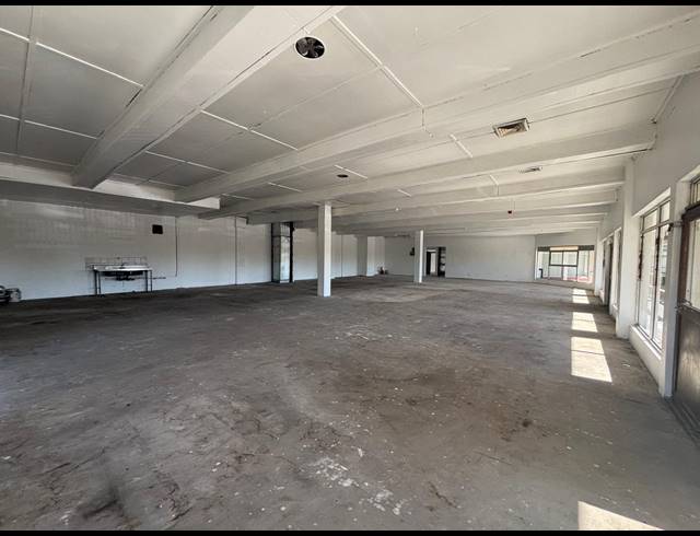 501M² RETAIL TO LET IN DURBANVILLE CENTRAL